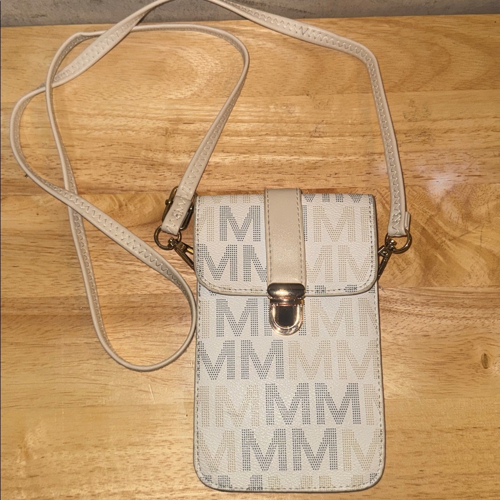 Cream and Gold Crossbody Bag